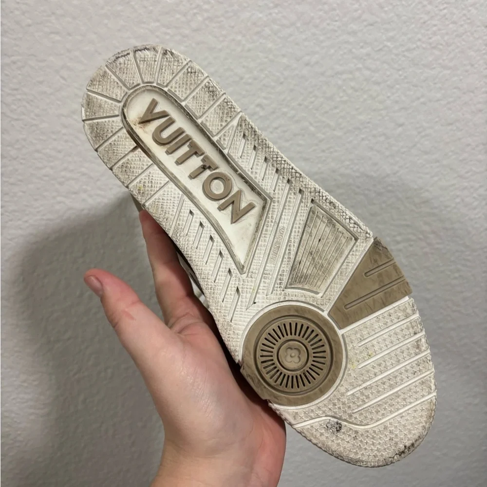 🔥LV Trainers beige - Picture 4 of 9